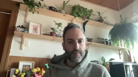 WhiskyLove online show from November 14, 2025, 6:39 pm