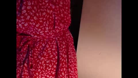 Snapshot of whisperingfire chatting on November 7, 2025, 8:14 am Mel online show from November 7, 2025, 8:14 am