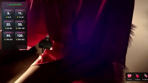 Snapshot of whisperingfire chatting on November 18, 2025, 6:07 am Mel online show from November 18, 2025, 6:07 am