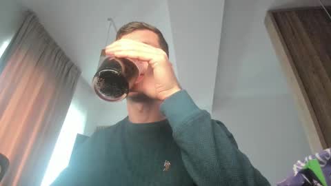 Michael online show from November 9, 2025, 9:18 am