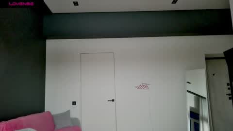 Snapshot of white_king999 chatting on November 14, 2025, 4:11 am Max online show from November 14, 2025, 4:11 am