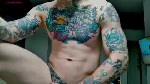 Snapshot of white_king999 chatting on November 29, 2025, 1:25 pm Max online show from November 29, 2025, 1:25 pm