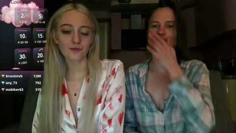 Lina online show from September 27, 2025, 11:10 pm