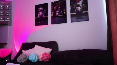 Kate  online show from February 2, 2025, 12:02 pm