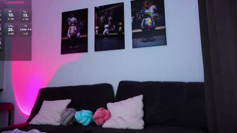 Kate  online show from March 11, 2025, 4:29 pm