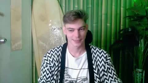 Christian online show from November 11, 2025, 11:43 am