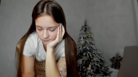 Snapshot of why_again_me chatting on January 11, 2025, 5:51 pm Veronica online show from January 11, 2025, 5:51 pm