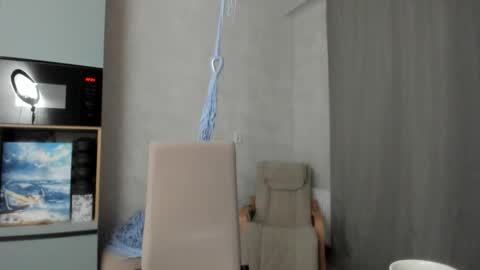 Snapshot of why_again_me chatting on November 1, 2025, 7:05 pm Veronica online show from November 1, 2025, 7:05 pm