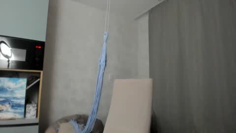 Snapshot of why_again_me chatting on November 9, 2025, 6:50 pm Veronica online show from November 9, 2025, 6:50 pm