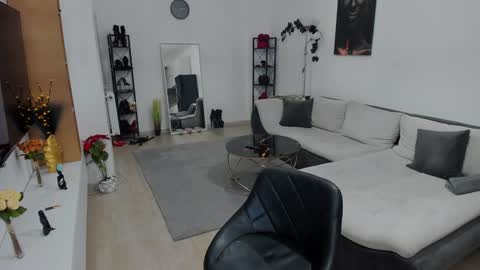 Snapshot of wicked_hilde chatting on January 17, 2025, 7:27 pm Milf Amy online show from January 17, 2025, 7:27 pm