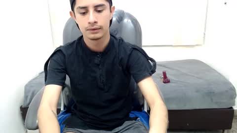 Snapshot of wickedboy_twink chatting on January 27, 2025, 11:22 pm JAISON online show from January 27, 2025, 11:22 pm