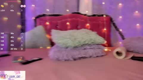 Lily  online show from December 23, 2024, 7:41 pm