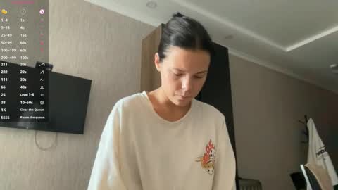 Snapshot of wildahankin chatting on September 11, 2025, 5:18 am Mia online show from September 11, 2025, 5:18 am