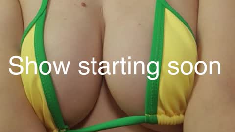 OF JunoHoly online show from December 1, 2025, 11:54 pm