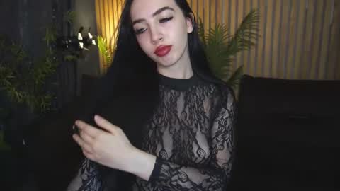 Alena online show from October 13, 2025, 12:38 pm