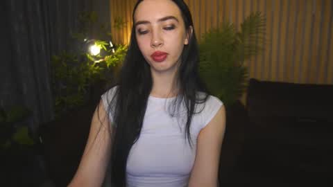 Alena online show from October 23, 2025, 5:51 am