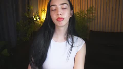 Alena online show from October 24, 2025, 7:05 am