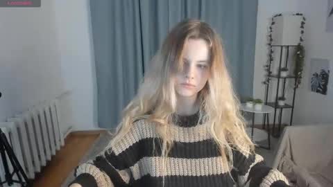 Snapshot of wildopal chatting on November 23, 2025, 5:07 am Mila 3 online show from November 23, 2025, 5:07 am