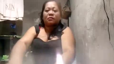 wildveron_205 online show from November 15, 2025, 12:02 pm