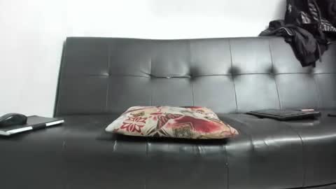 wilfer online show from January 18, 2025, 11:43 am