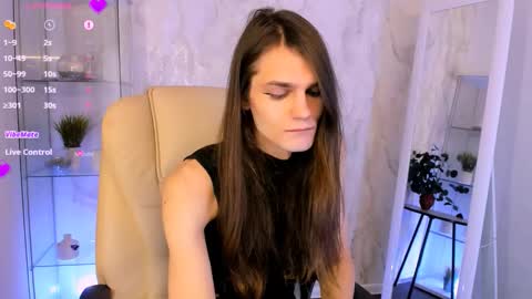 Snapshot of will_snake chatting on November 24, 2025, 8:52 pm Will My schedule for this week Monday Tuesday ThursdaySaturday online show from November 24, 2025, 8:52 pm