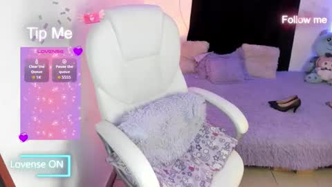 Snapshot of will_thomson_t chatting on October 29, 2025, 1:08 am sofia and will online show from October 29, 2025, 1:08 am