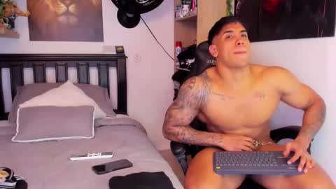 Snapshot of william_dracko9 chatting on October 19, 2025, 5:30 am Dracko online show from October 19, 2025, 5:30 am