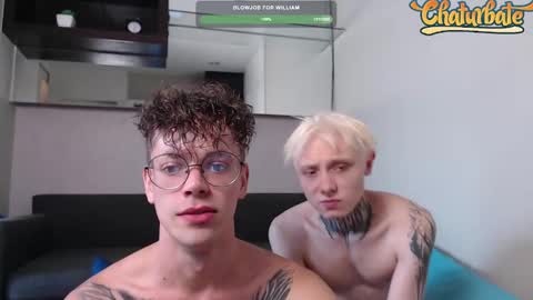 Snapshot of william_henry_a chatting on December 6, 2024, 6:37 am William online show from December 6, 2024, 6:37 am