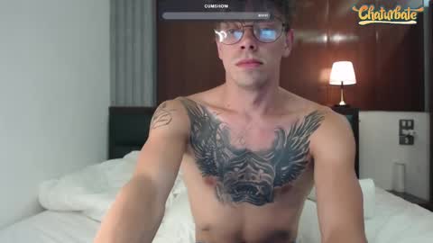 Snapshot of william_henry_a chatting on December 30, 2024, 2:08 pm William online show from December 30, 2024, 2:08 pm