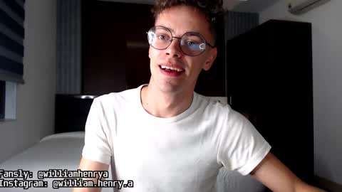 Snapshot of william_henry_a chatting on January 19, 2025, 2:38 pm William online show from January 19, 2025, 2:38 pm