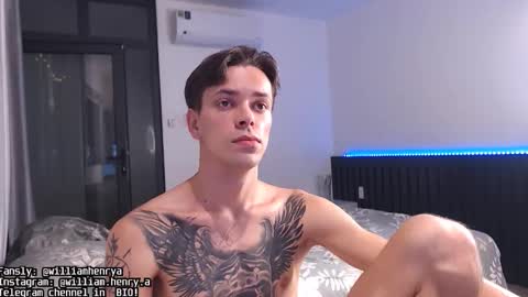 Snapshot of william_henry_a chatting on October 4, 2025, 12:58 pm William online show from October 4, 2025, 12:58 pm