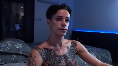 Snapshot of william_henry_a chatting on October 7, 2025, 2:14 pm William online show from October 7, 2025, 2:14 pm