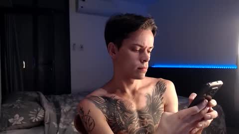 Snapshot of william_henry_a chatting on October 21, 2025, 12:00 am William online show from October 21, 2025, 12:00 am