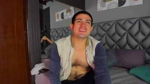 Snapshot of william_steel_ chatting on September 25, 2025, 11:47 am William Steel online show from September 25, 2025, 11:47 am