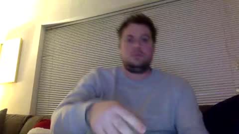 Snapshot of williambeats chatting on December 15, 2024, 4:51 am will i am online show from December 15, 2024, 4:51 am