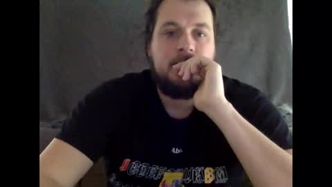 Snapshot of williambeats chatting on February 24, 2025, 7:52 pm will i am online show from February 24, 2025, 7:52 pm