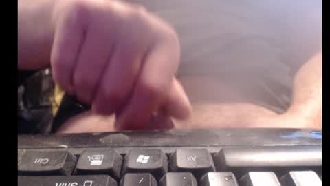 Snapshot of willowstick chatting on December 25, 2024, 4:12 am DrainMyBalls online show from December 25, 2024, 4:12 am