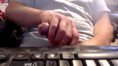 Snapshot of willowstick chatting on October 11, 2025, 10:41 pm DrainMyBalls online show from October 11, 2025, 10:41 pm