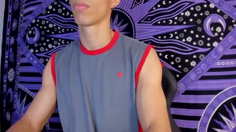 willy_veins online show from December 5, 2024, 2:31 am