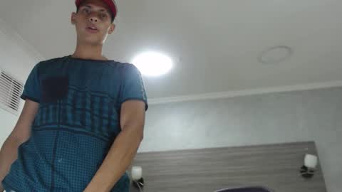 Wiltom online show from December 14, 2025, 8:46 pm