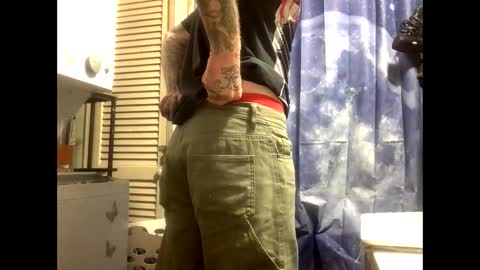 Snapshot of wiltryanything2x chatting on February 1, 2025, 9:54 am Will online show from February 1, 2025, 9:54 am