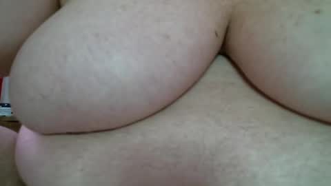 Snapshot of winnieatplay chatting on November 7, 2025, 5:02 pm Winnie online show from November 7, 2025, 5:02 pm