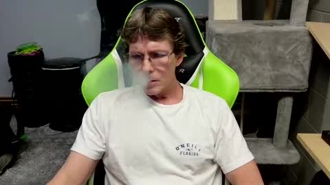 wirehead1970 online show from November 23, 2025, 4:01 am