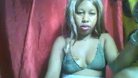 Snapshot of wissinaaa chatting on November 16, 2025, 9:09 pm wissinaaa online show from November 16, 2025, 9:09 pm