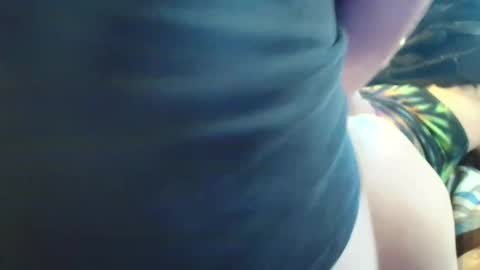 Snapshot of witchbitchmommy chatting on November 6, 2025, 7:04 pm witchbitchmommy online show from November 6, 2025, 7:04 pm