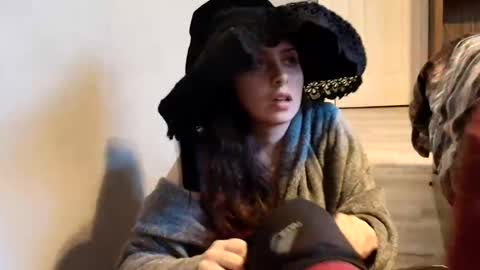 Snapshot of witchbitchmommy chatting on November 12, 2025, 9:47 pm witchbitchmommy online show from November 12, 2025, 9:47 pm