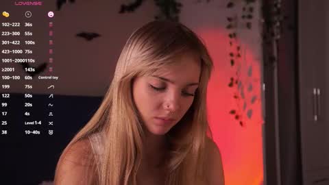 Hollis online show from November 19, 2025, 7:47 pm