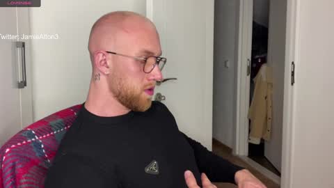 Wlademar online show from February 3, 2025, 8:46 pm