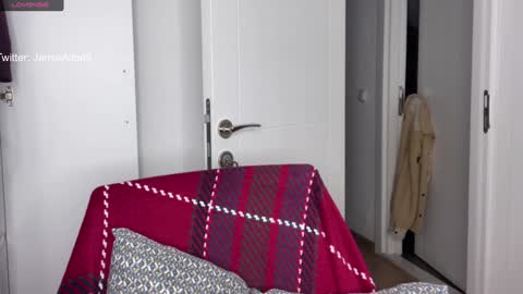 Wlademar online show from February 7, 2025, 5:07 pm