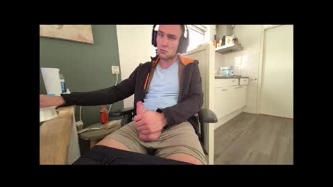 wnhz27 online show from September 10, 2025, 1:55 pm